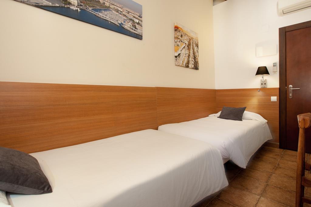 Pension Mariluz Barcelona Bilik gambar