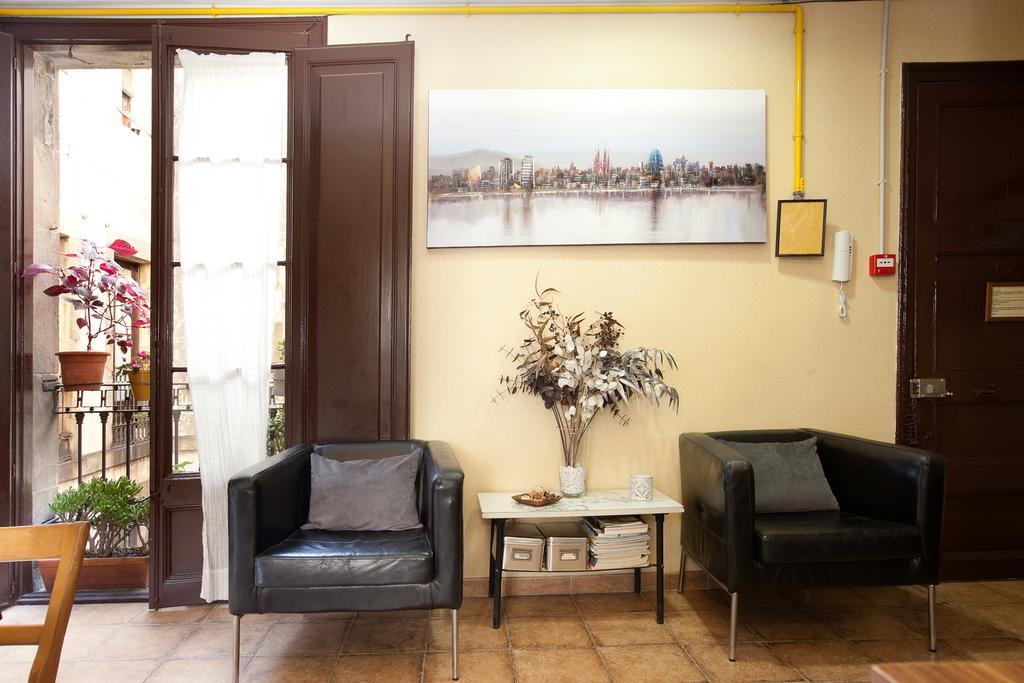 Pension Mariluz Barcelona Luaran gambar
