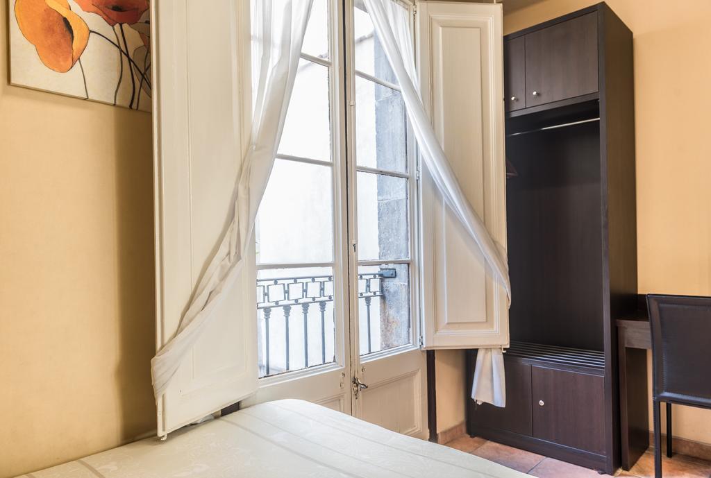 Pension Mariluz Barcelona Luaran gambar